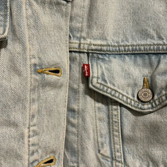 LEVI’S PREMIUM 90’s TRUCKER JACKET - Picture 4 of 4